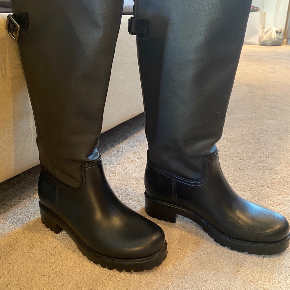 Aldo’s black winter boots